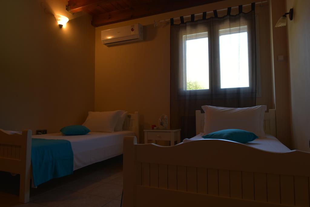 Paxos Santa Marina Villas Gáiosz Kültér fotó